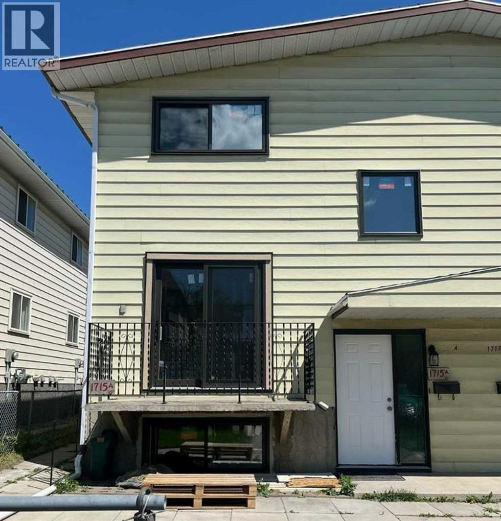 1715a 39 Street Se, Calgary