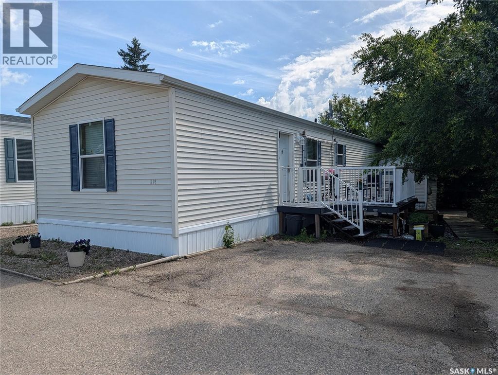 B24 1295 9th Avenue Ne, Moose Jaw