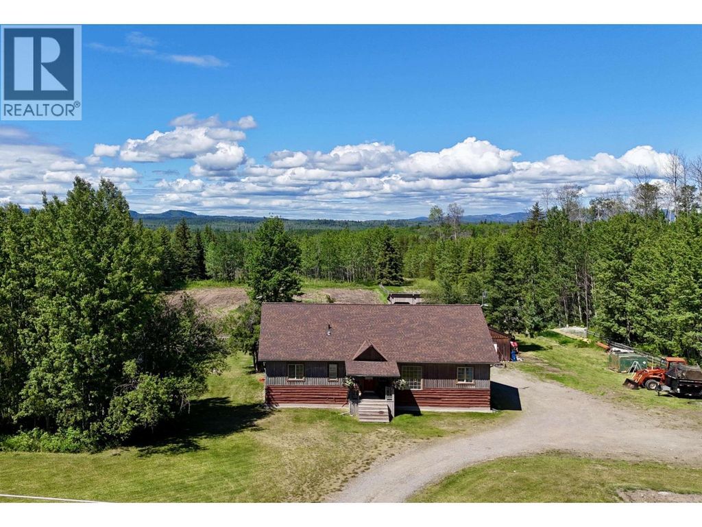8849 Airport Road, Fort St. James