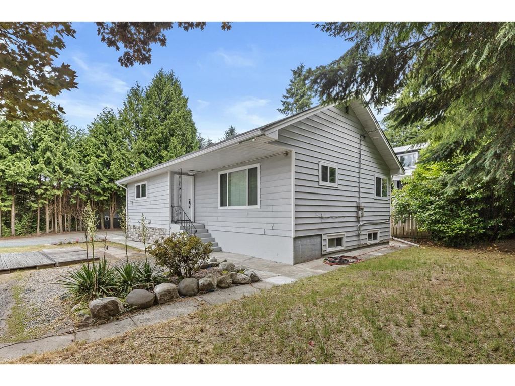 1593 Stevens Street, White Rock