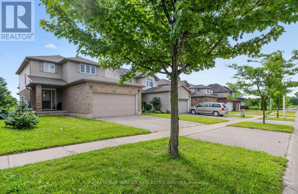 571 Champlain Avenue, Woodstock (woodstock - South)