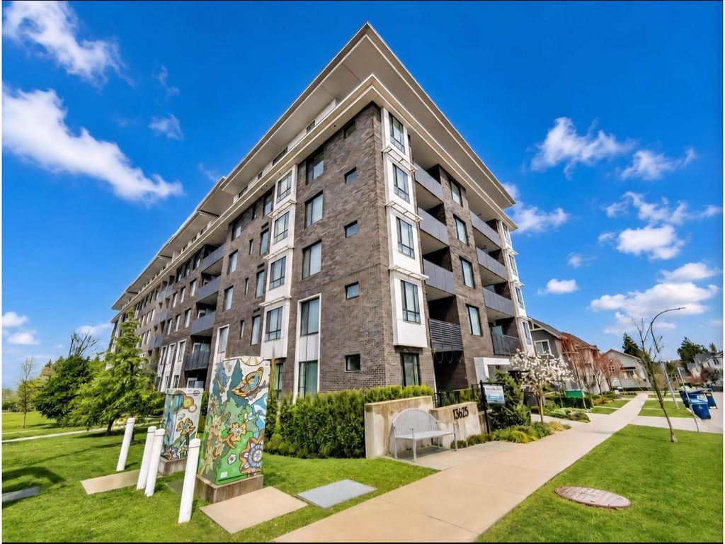 319 13623 81a Avenue, Surrey