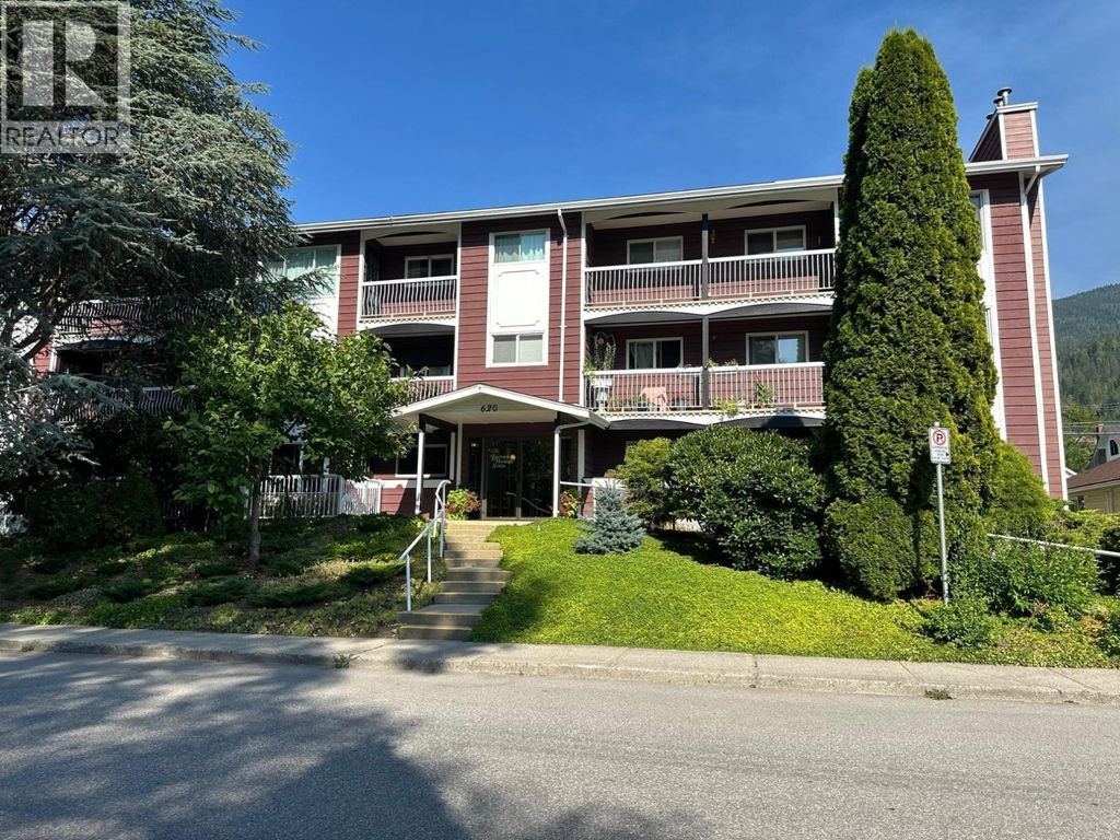 620 Second Street Unit# 105, Nelson