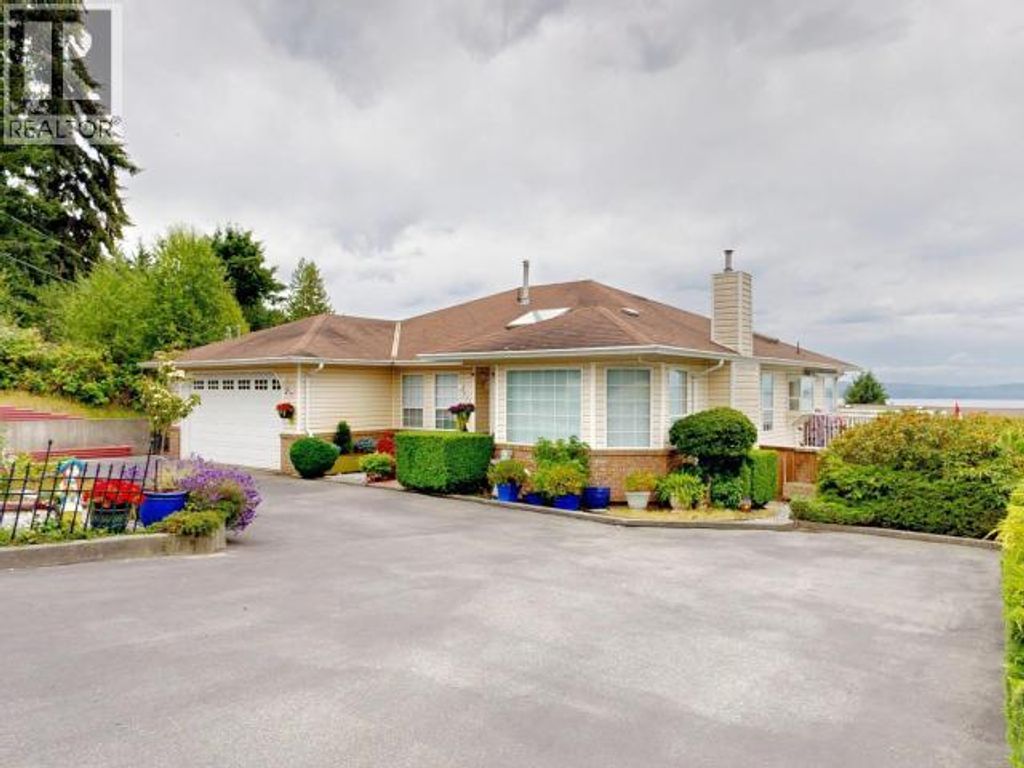4041 Westview Ave, Powell River