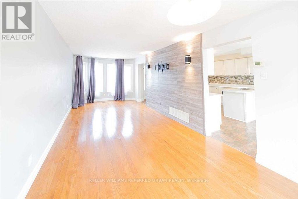 44 Keys Drive, Ajax (central)