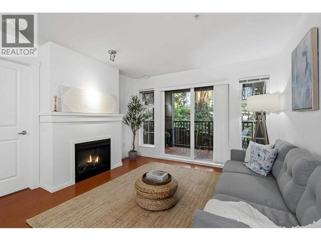 303 9098 Halston Court, Burnaby