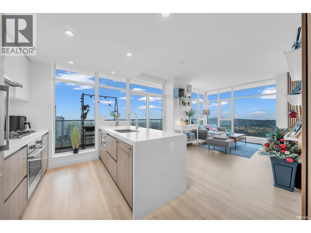 3304 6080 Mckay Avenue, Burnaby