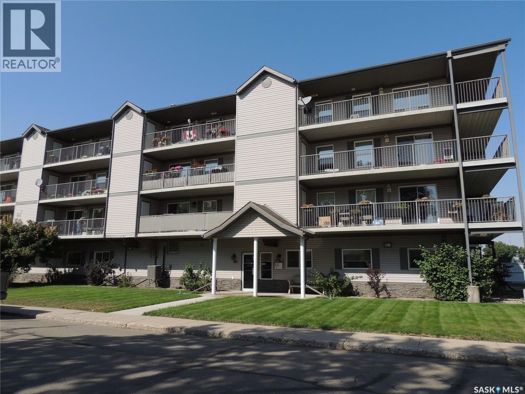 201 701 Henry Street, Estevan