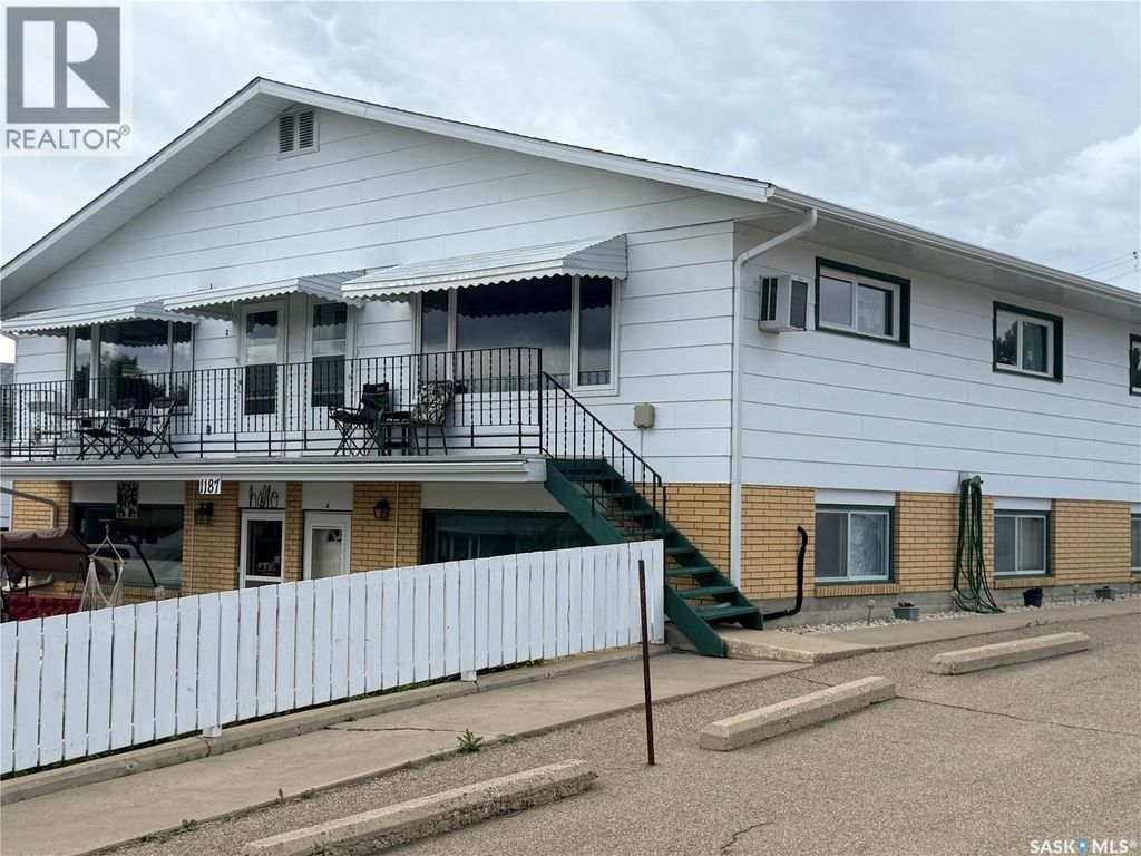 1 1187 Ashley Drive, Swift Current