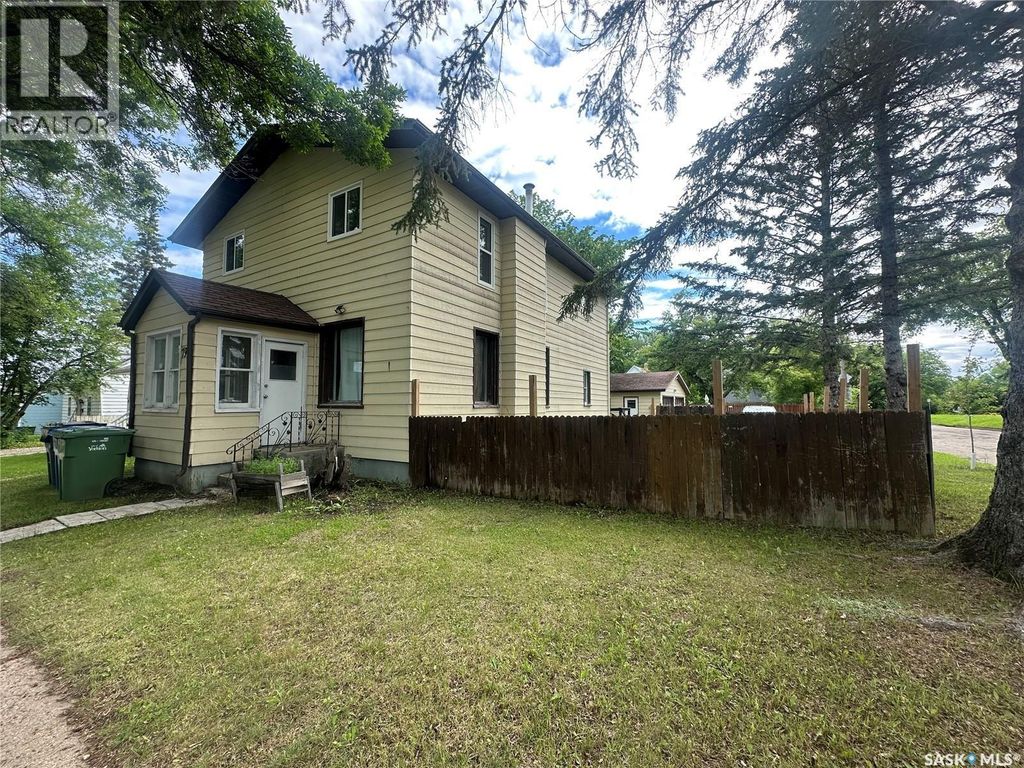 79 Agricultural Avenue, Yorkton