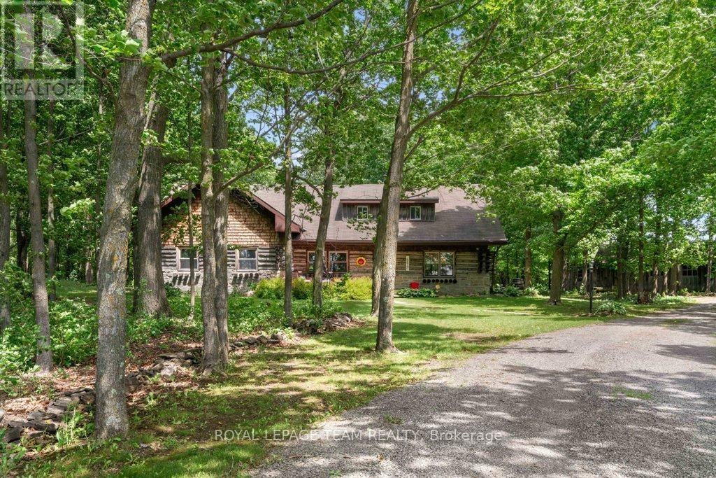 1462 Rideau River Road, Montague