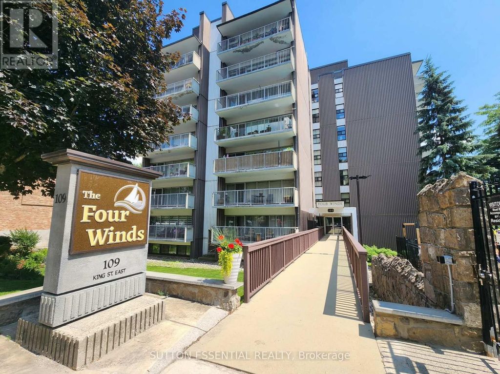 904 - 109 King Street E, Brockville