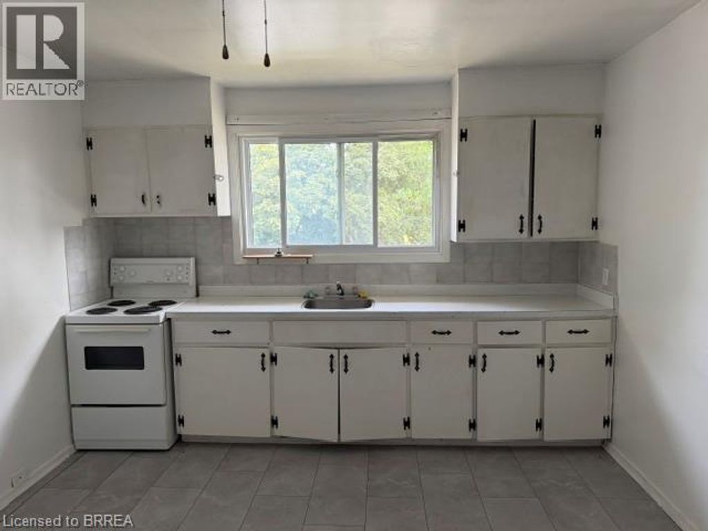 107 Sixth Avenue, Brantford