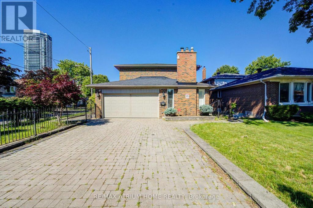 8 Patrick Boulevard, Toronto (pleasant View)