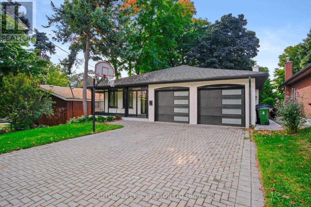 Upper - 78 Agincourt Drive, Toronto (agincourt South-Malvern West)