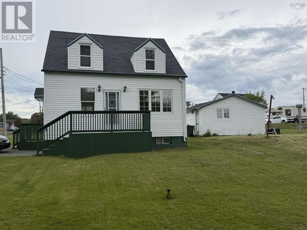 3515 Bay Avenue, New Waterford