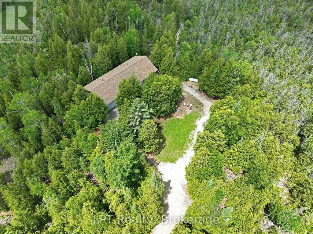 454 Highway 6, South Bruce Peninsula