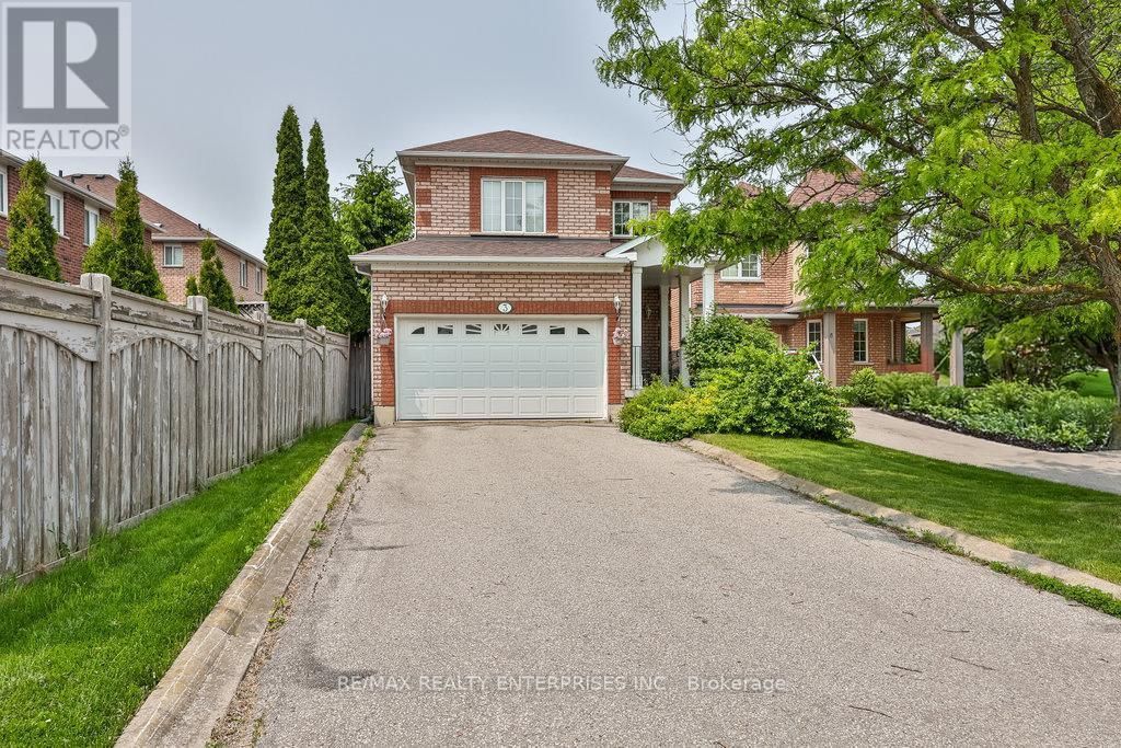 3 Jack Kenny Court, Caledon (bolton West)