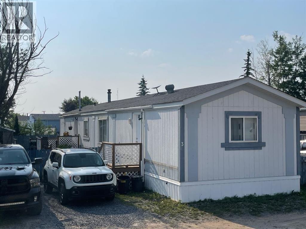3 Evergreen Village, Whitecourt