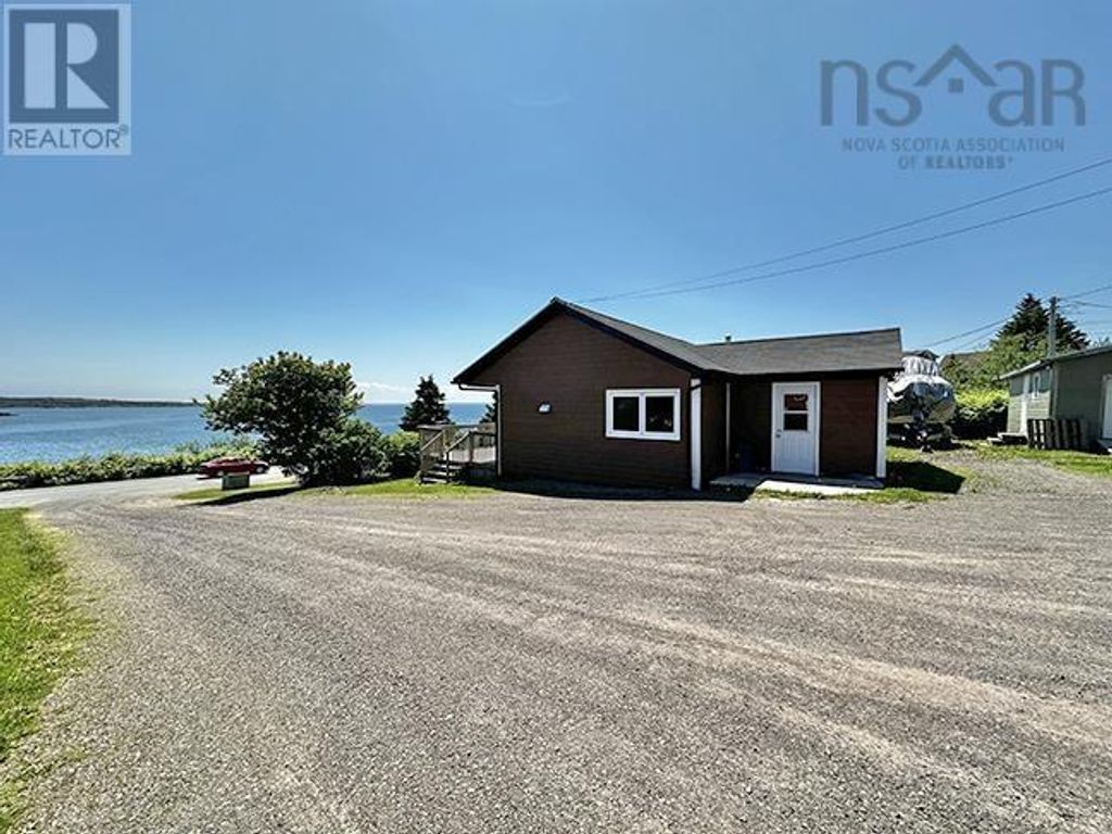 593 Veterans Memorial Drive, Arichat