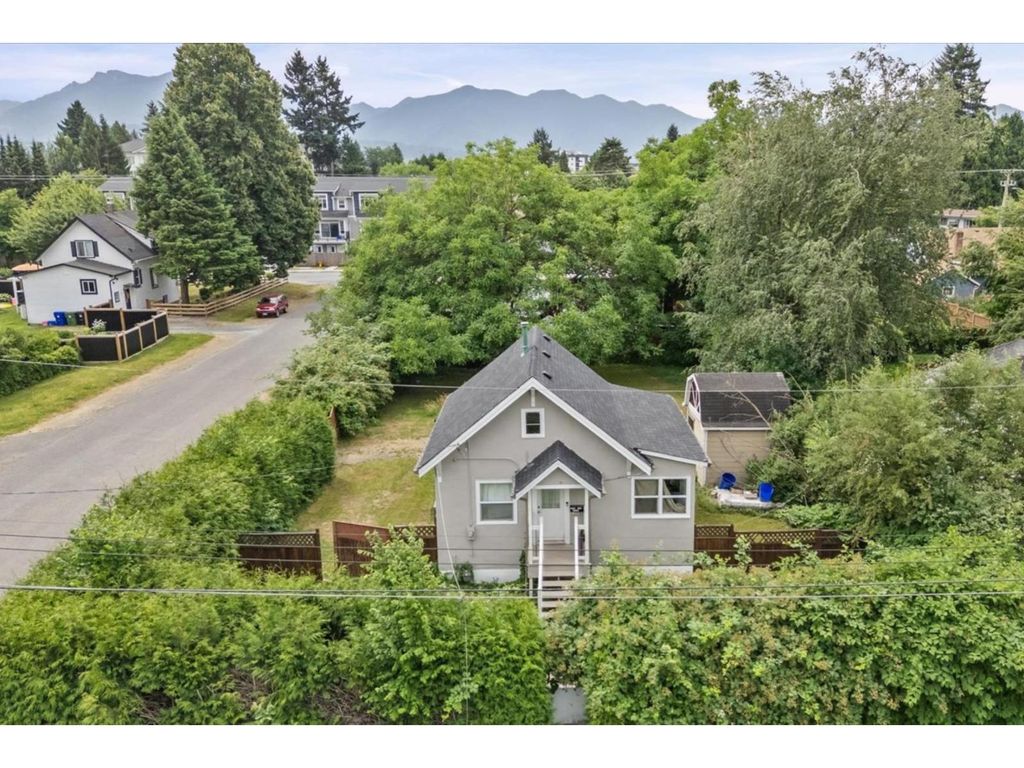 46028 King Avenue|chilliwack Proper East, Chilliwack