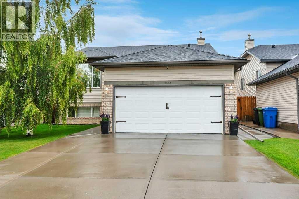 133 Oakmere Point, Chestermere