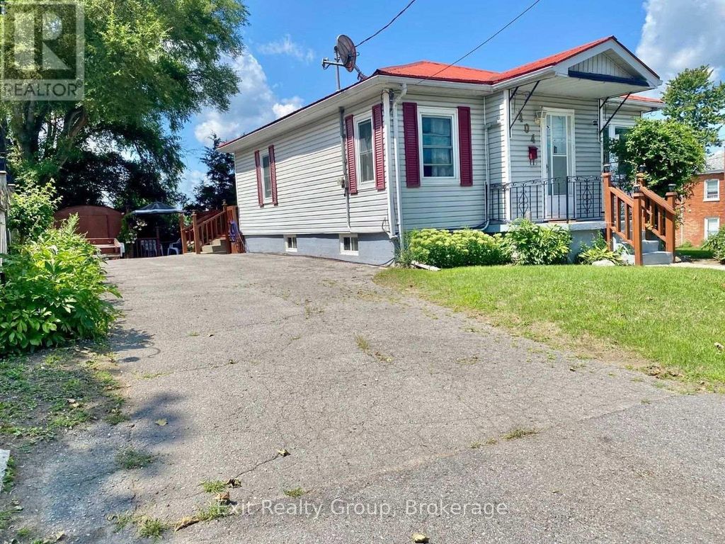 404 Bleecker Avenue, Belleville (belleville Ward)