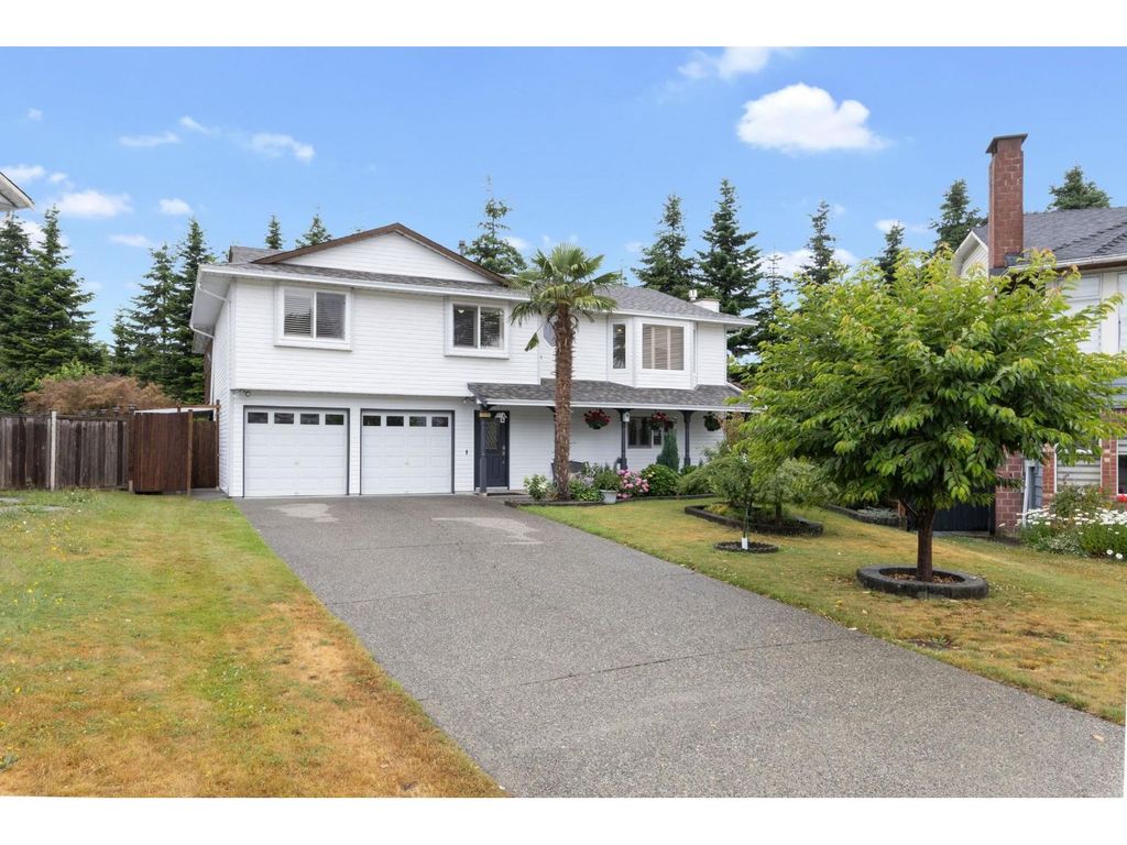13251 82b Avenue, Surrey