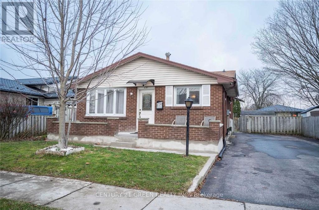 391 Admiral Drive, London East (east I)