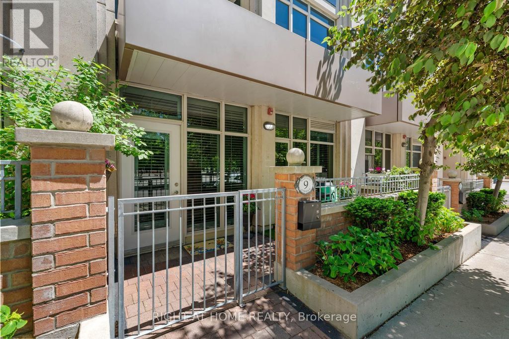 9 Bastion Street, Toronto (niagara)