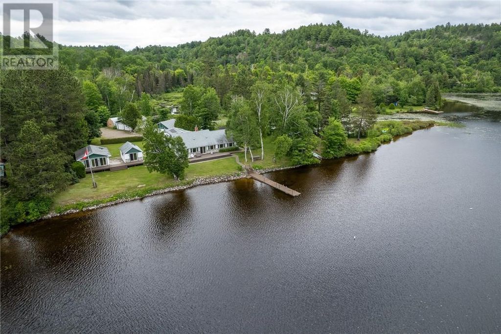 483b West Branch Road, Webbwood