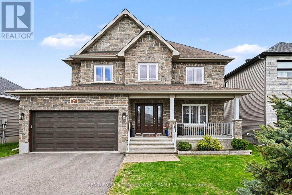 7 Richer Street S, North Stormont
