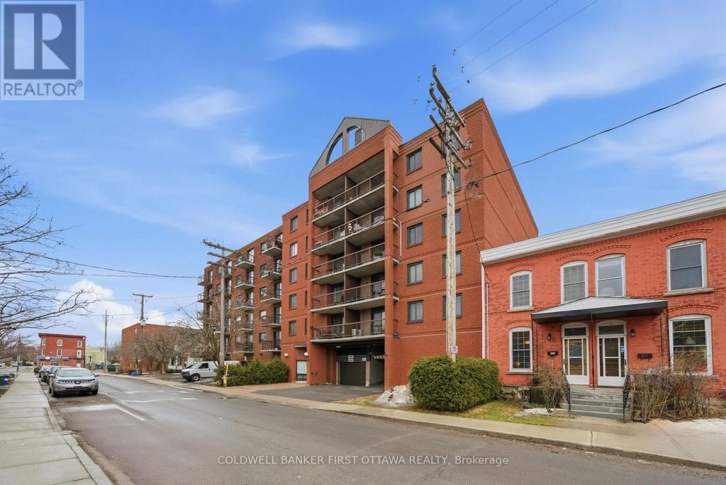 402 - 222 Guigues Avenue, Ottawa