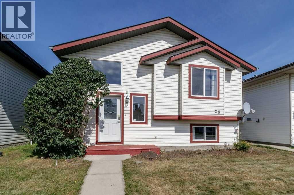 28 Hunter Road, Sylvan Lake