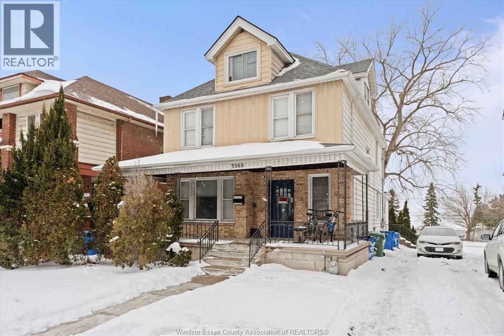 3060 Sandwich, Windsor