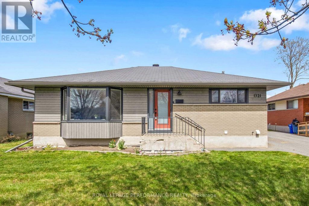 1321 Rustic Drive, Ottawa