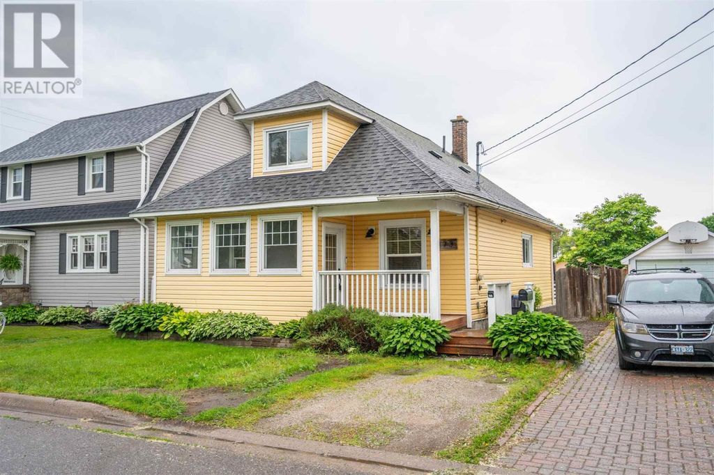 473 Charles St, Sault Ste. Marie