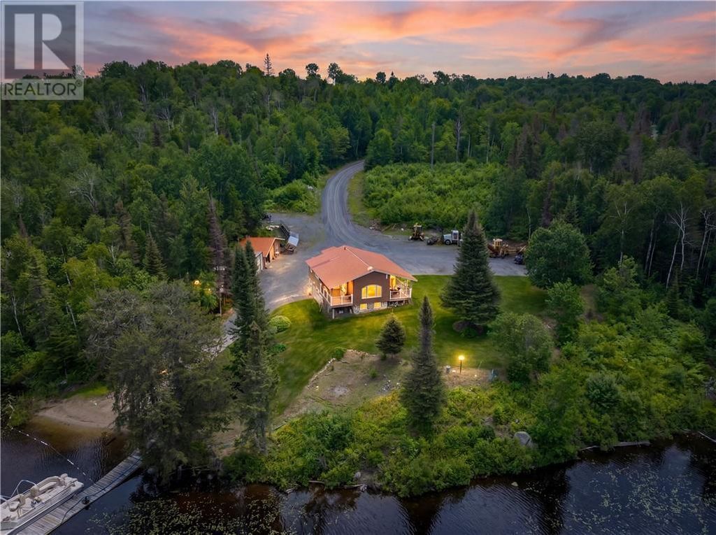 121 Ironside Road E, Greater Sudbury