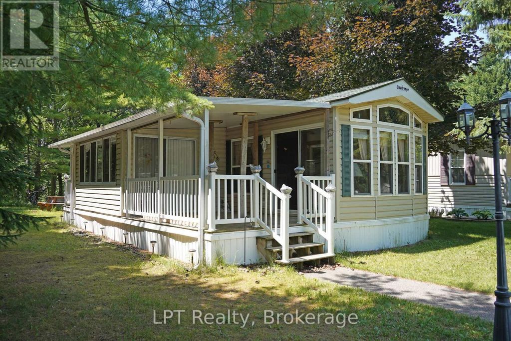 M44 - 13 Southline Avenue, Huron-Kinloss