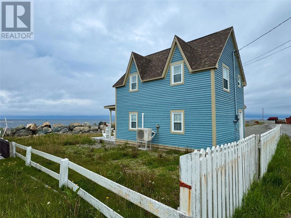 7 Moses Point Line, Bonavista