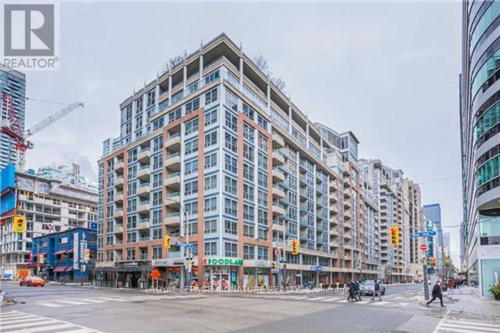 313 - 270 Wellington Street W, Toronto (waterfront Communities)