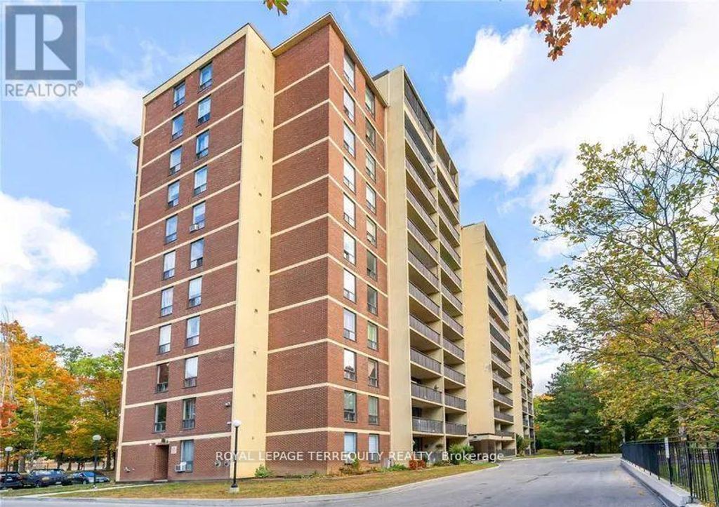 409 - 15 London Green Court, Toronto (glenfield-Jane Heights)