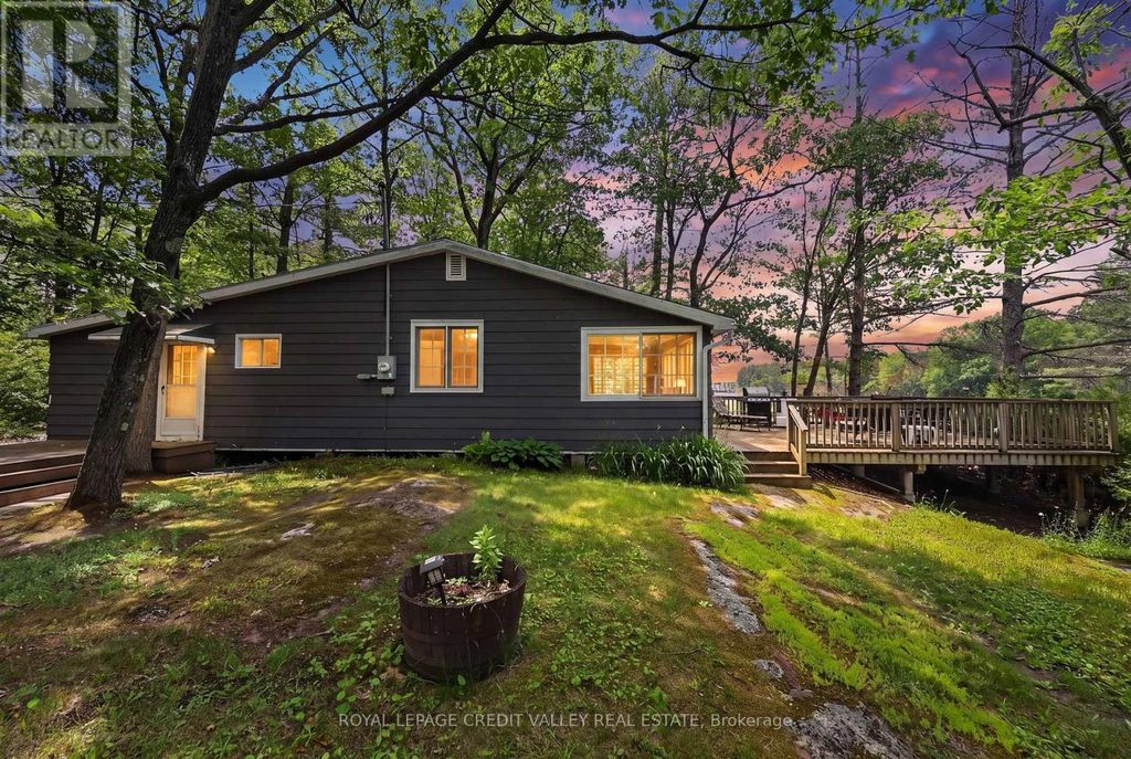 8128 Rama Road, Ramara