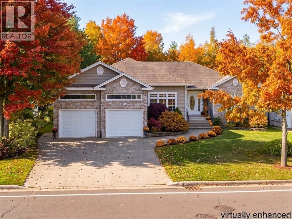 235 Summerhill Row, Fredericton