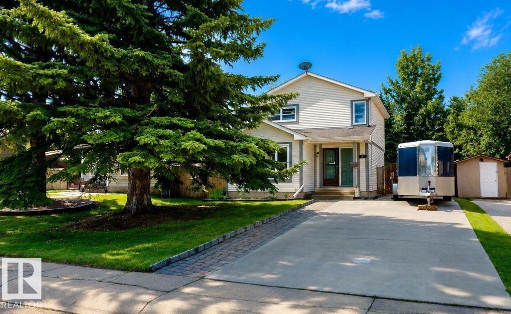 137 Greenwood Dr, Spruce Grove