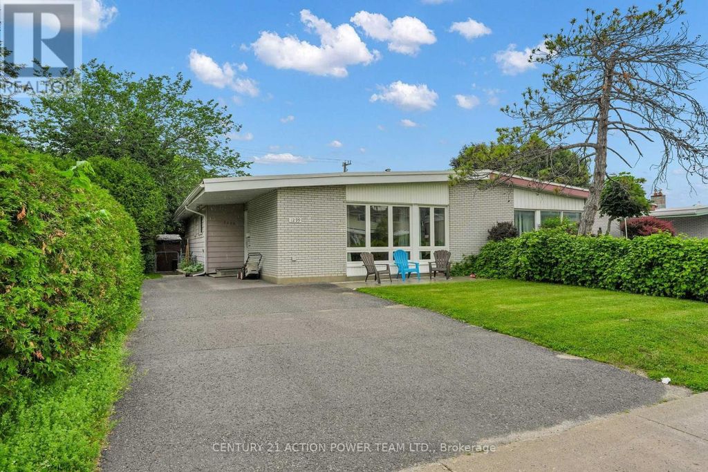 1299 Meadowlands Drive E, Ottawa