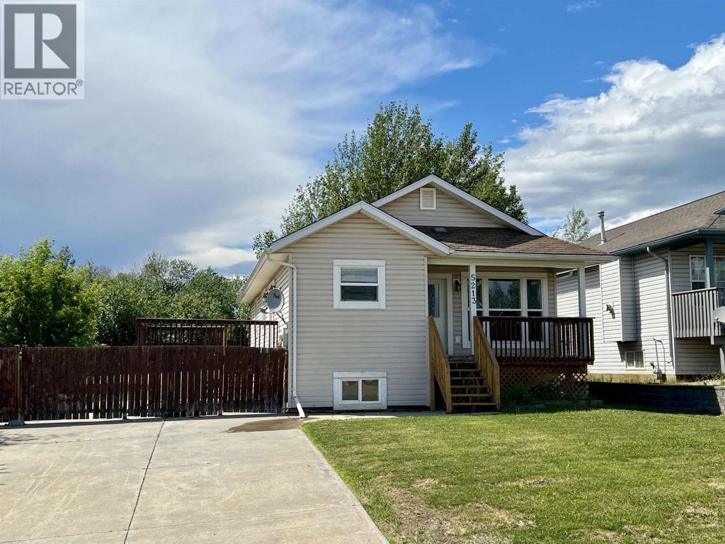 5213 Hallmark Crescent, Fort Nelson