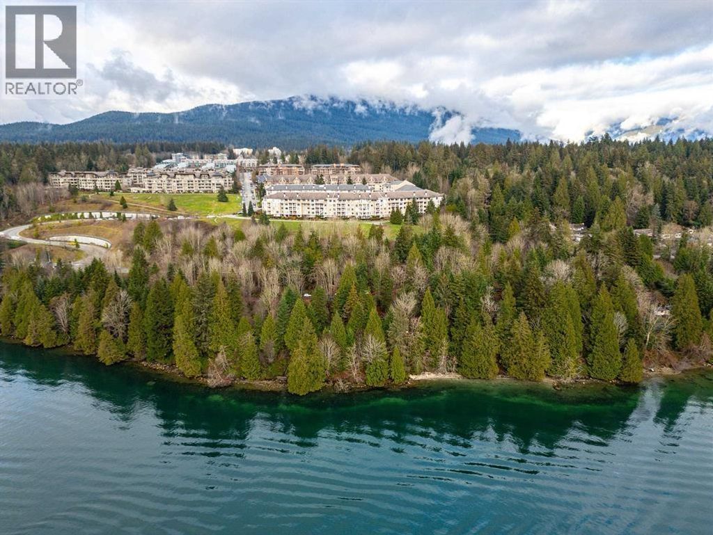 422 3629 Deercrest Drive, North Vancouver