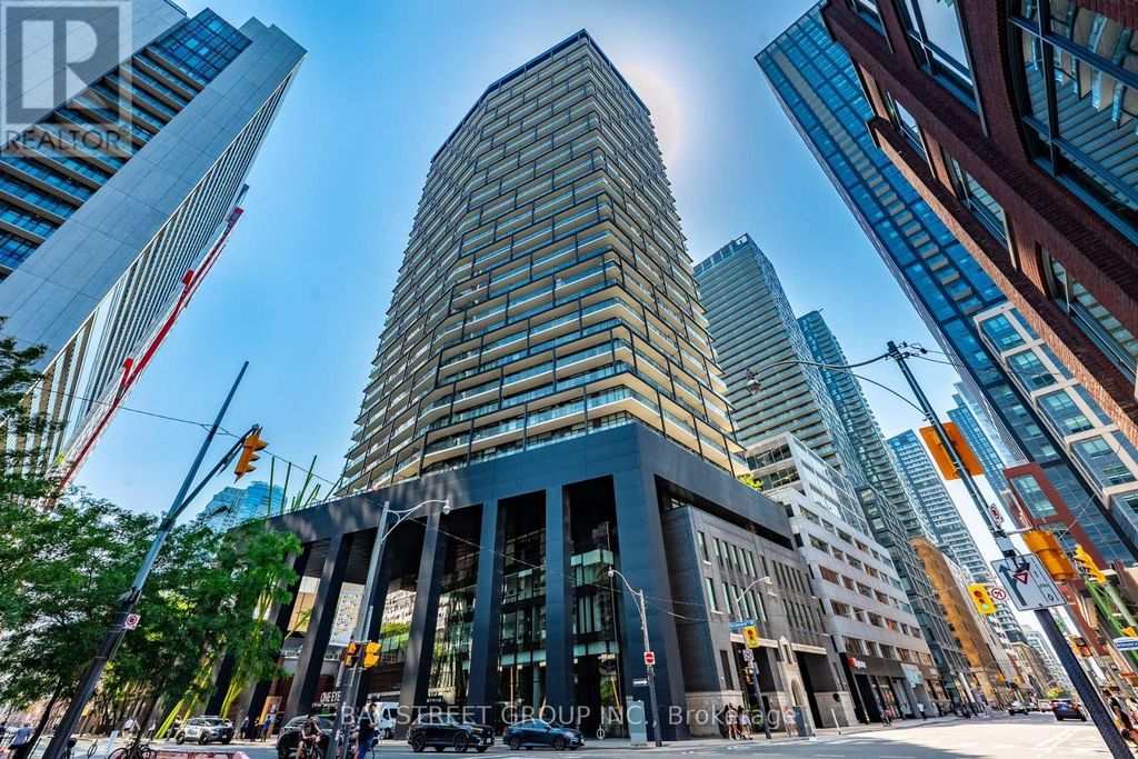 1803 - 125 Peter Street, Toronto (waterfront Communities)
