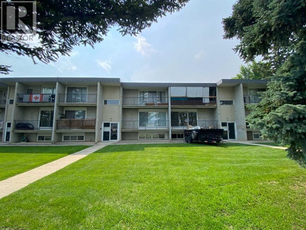 3, 222 Mayor Magrath Drive N, Lethbridge